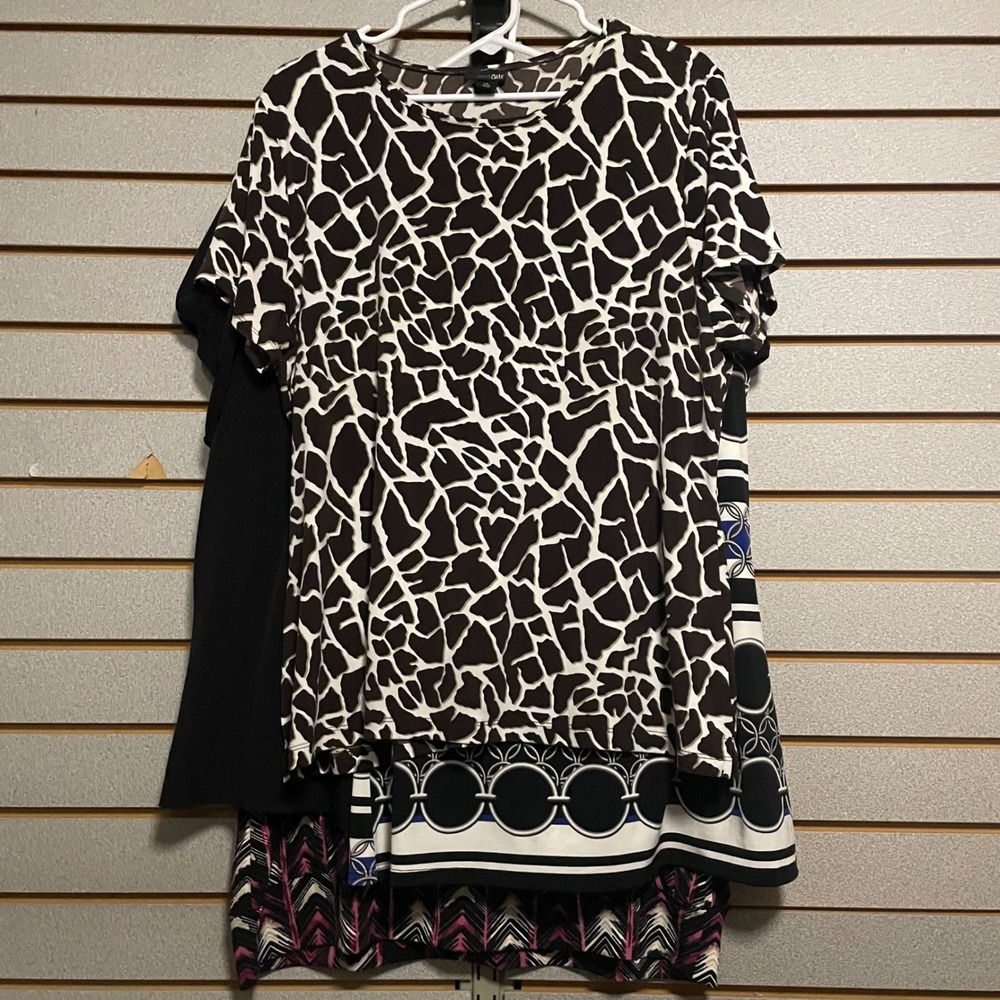 Worthington Stretch Womens XL Black Pink Chevron lot of 4
Top Blouse 4 pc